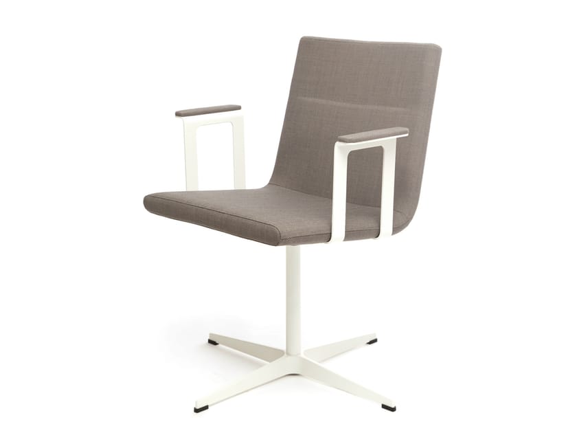 Кресло с подлокотниками Inno низкий ARCH-00064829