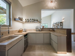 Кухня на заказ без ручек