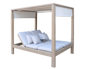Садовая кровать с балдахином