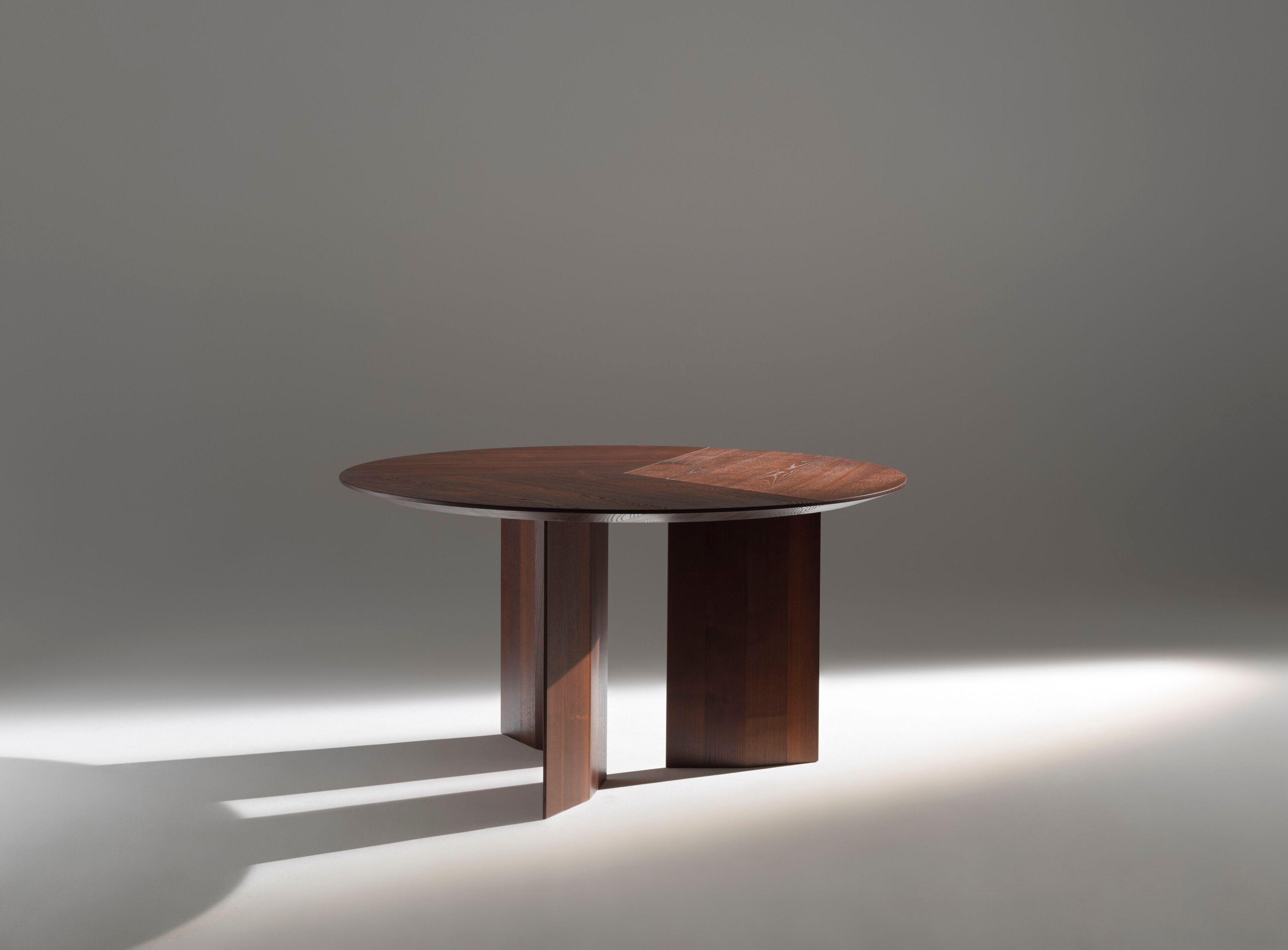 Круглый деревянный стол ALBEDO PRAIA ROUND ARCH-00075267 - Вид №1