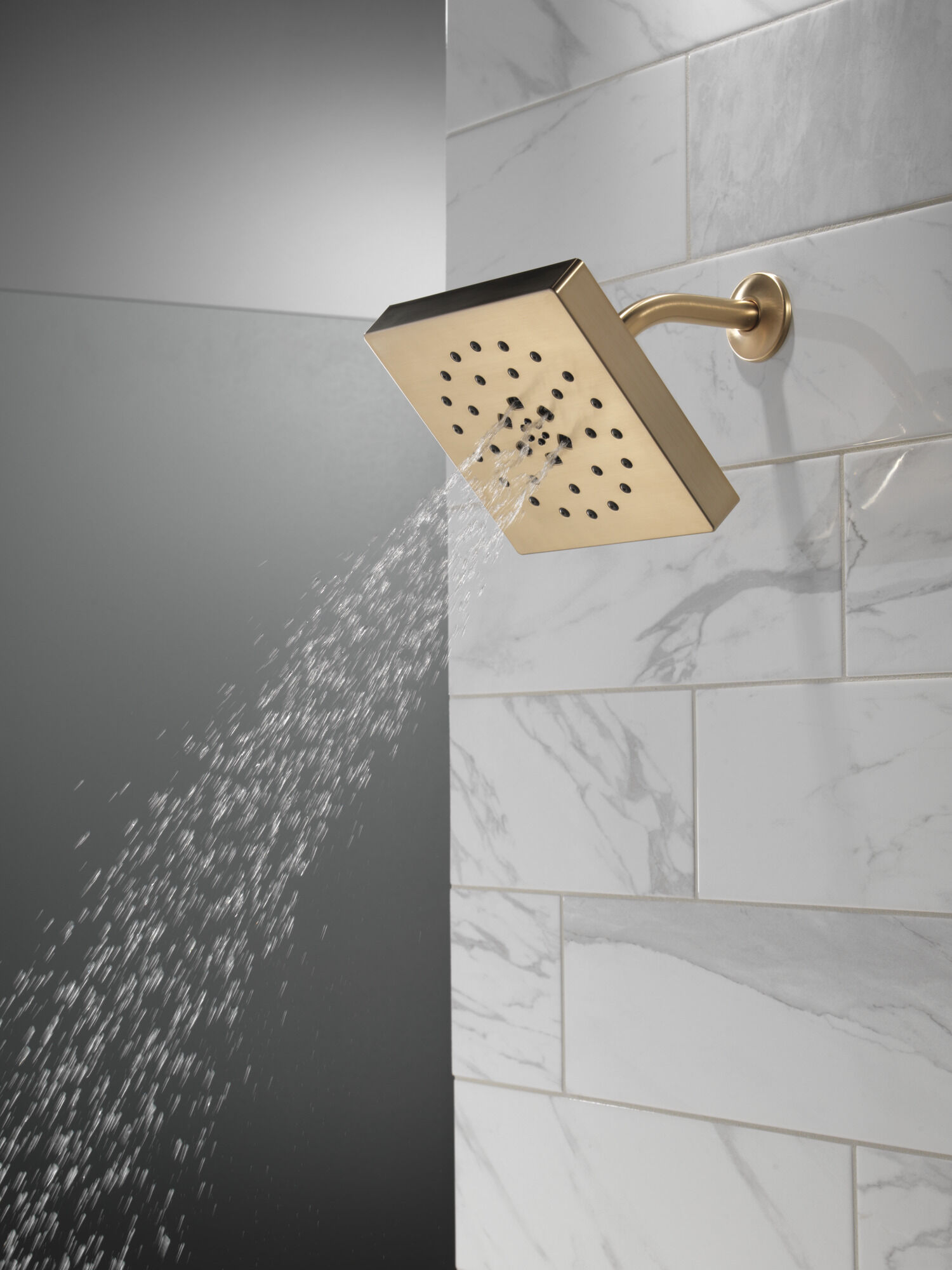 52484-CZ H2Okinetic® 4-х позиционная душевая лейка с UltraSoak ™ Delta Faucet DELTA Шампанское бронза - Вид №2