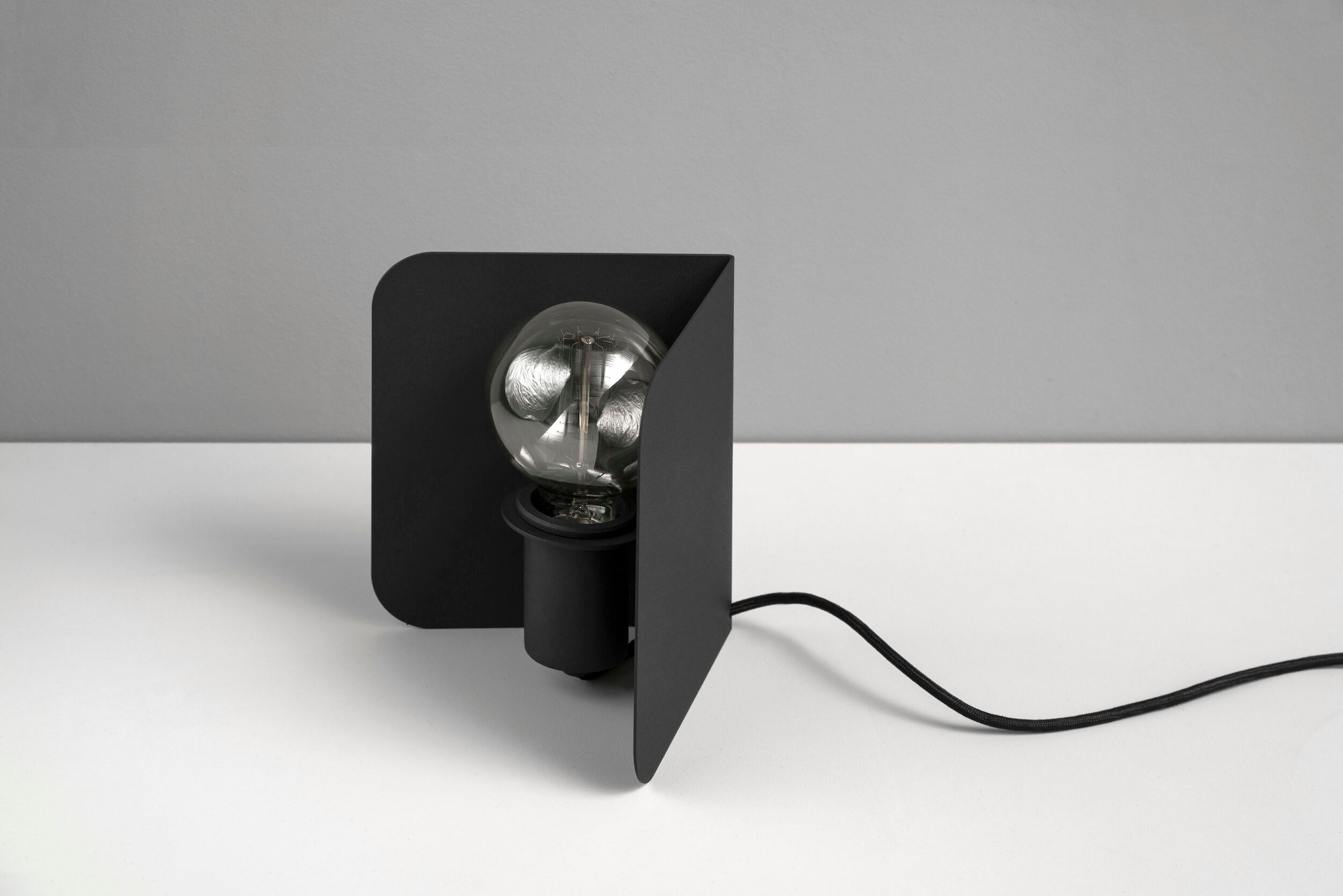 Стальная настольная лампа с порошковым покрытием +kouple Corner ARCH-00061883 - Вид №2