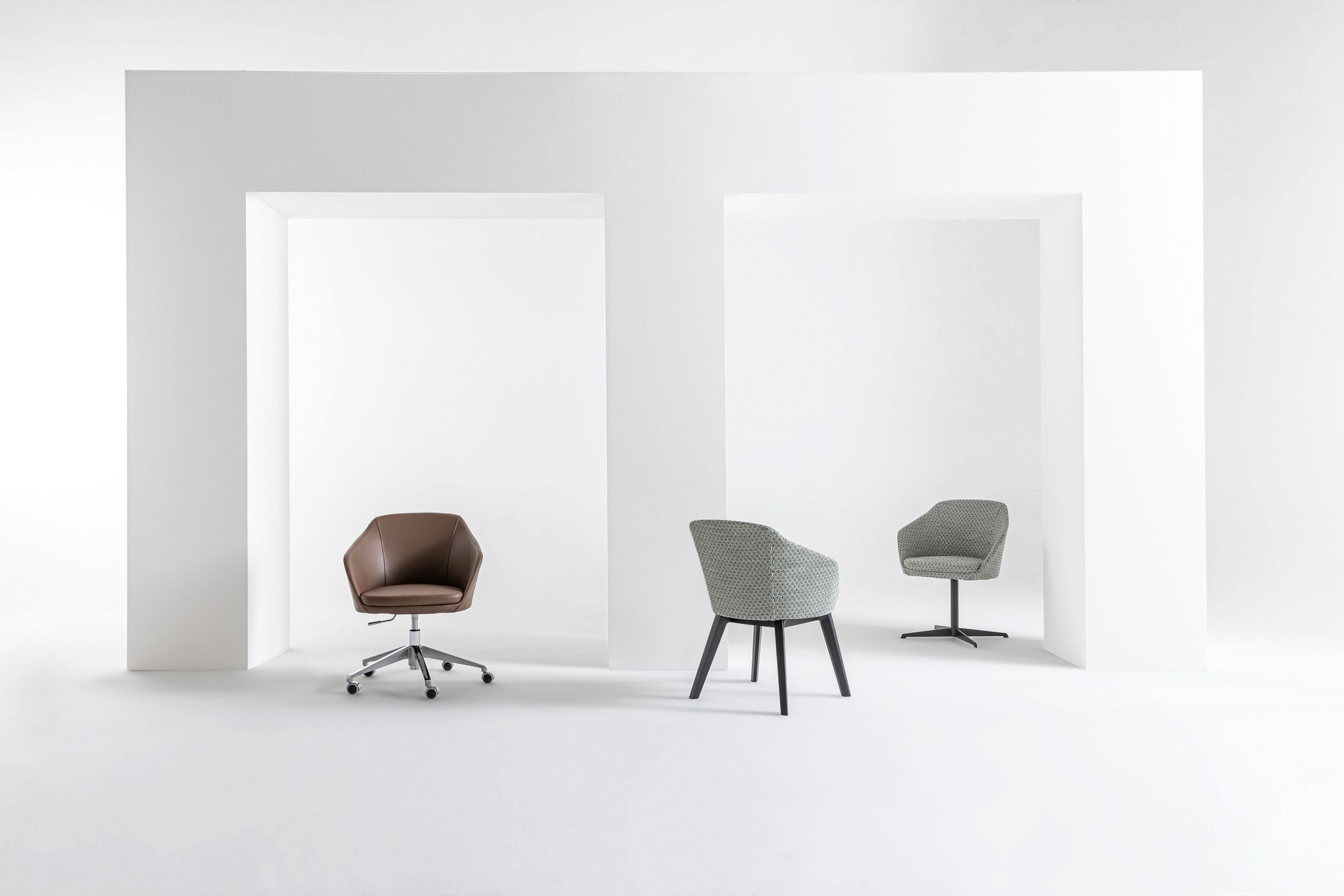 Тканевый стул с подлокотниками CAPPELLINI MARFA ARCH-00108031 - Вид №3