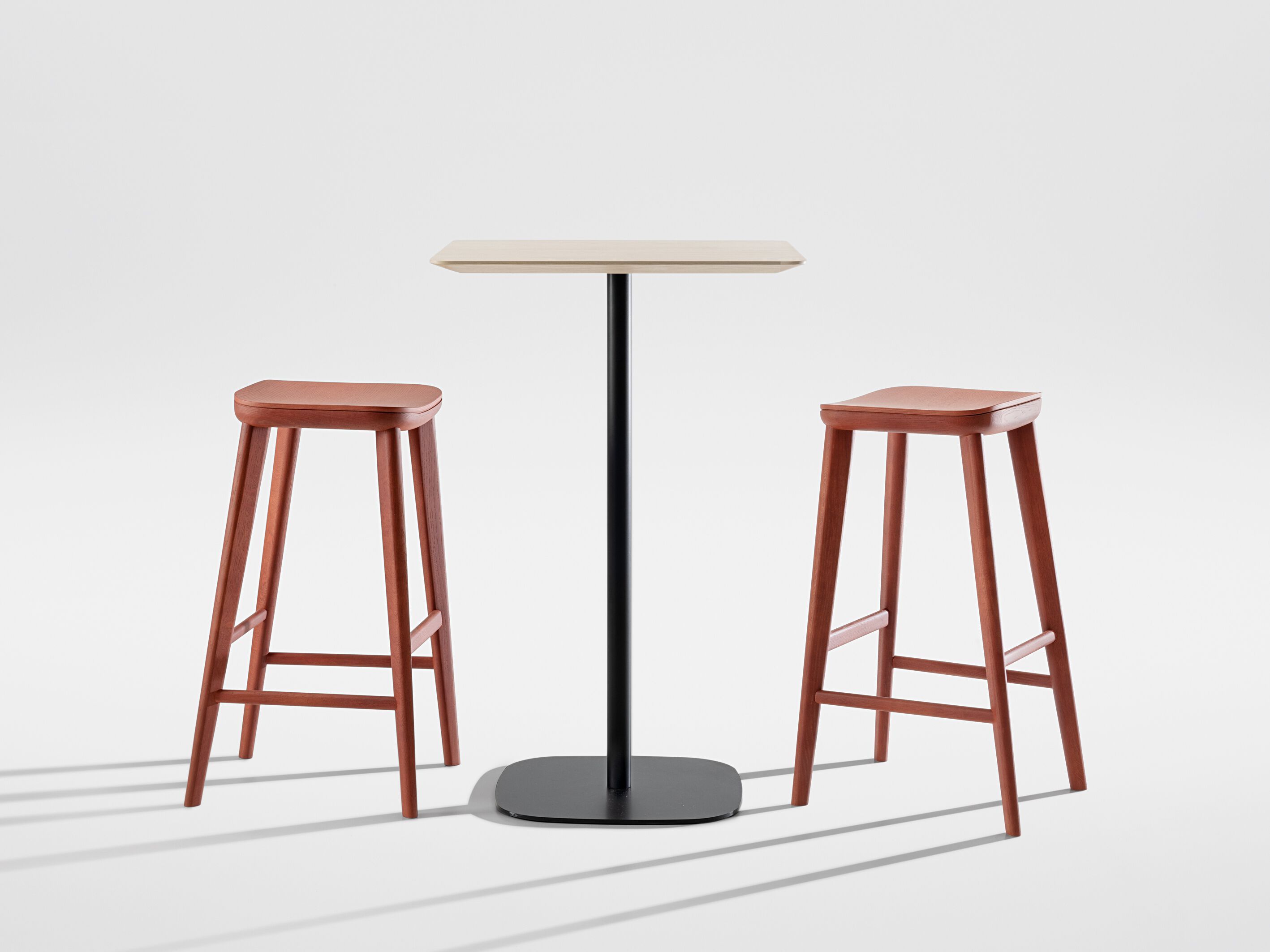 Высокий деревянный табурет с подставкой для ног ZEITRAUM Aeon ARCH-00030634 - Вид №4
