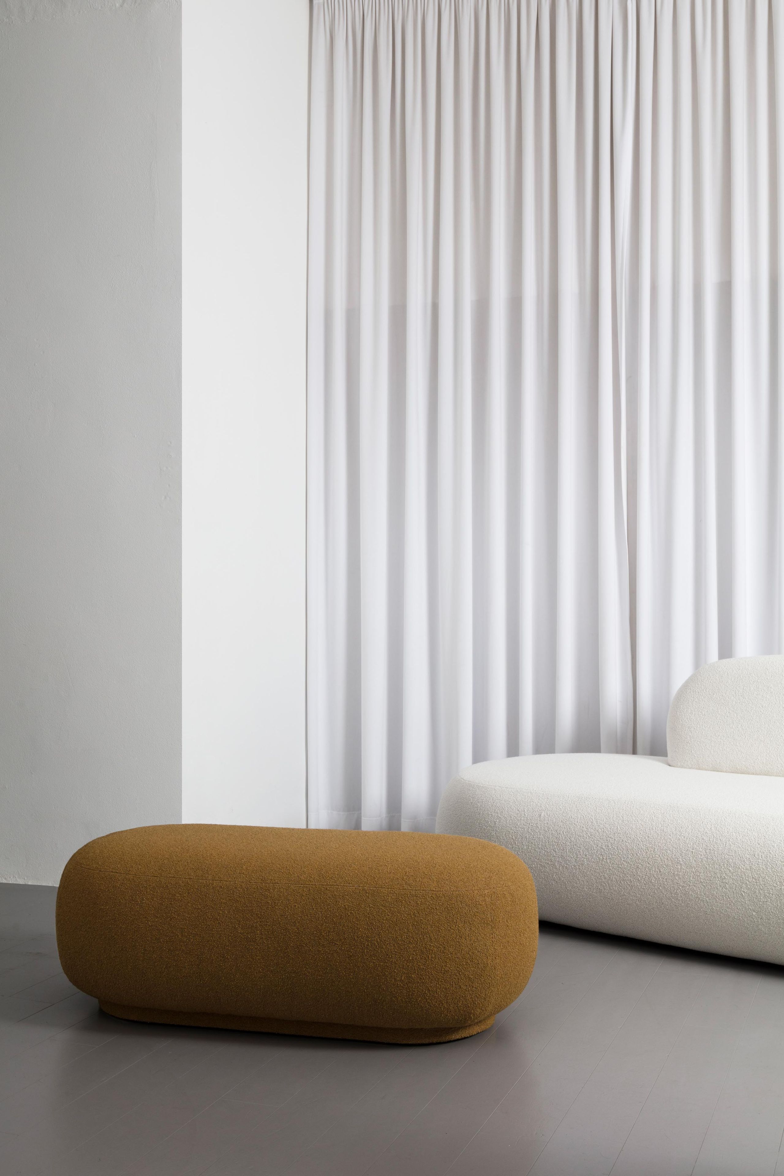 Овальный пуф из ткани DOM EDIZIONI BOMBO ARCH-00127638 - Вид №1