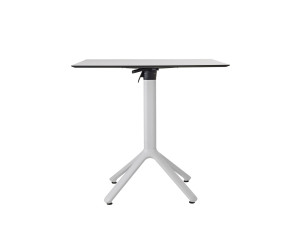 Квадратный стол с алюминиевым откидным верхом