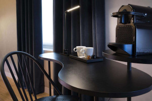 Светодиодная настольная лампа