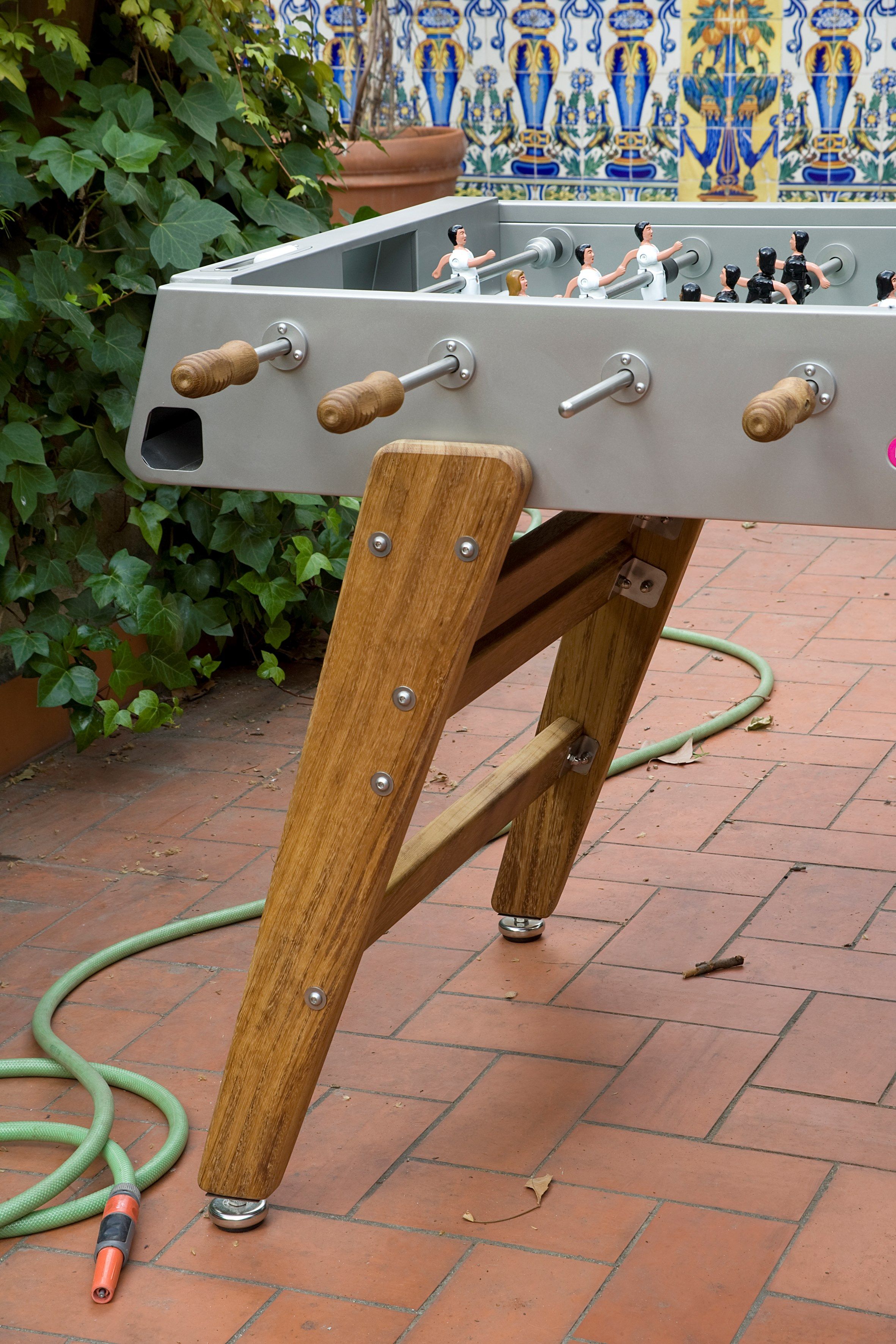 Прямоугольный стальной кальциобалилья и ножки из Ироко RS Barcelona RS3 WOOD ARCH-00003959 - Вид №4