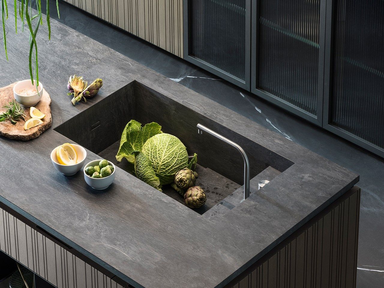 Кухня с островом и колоннами TM Italia Cucine ARCH-00136367 - Вид №2