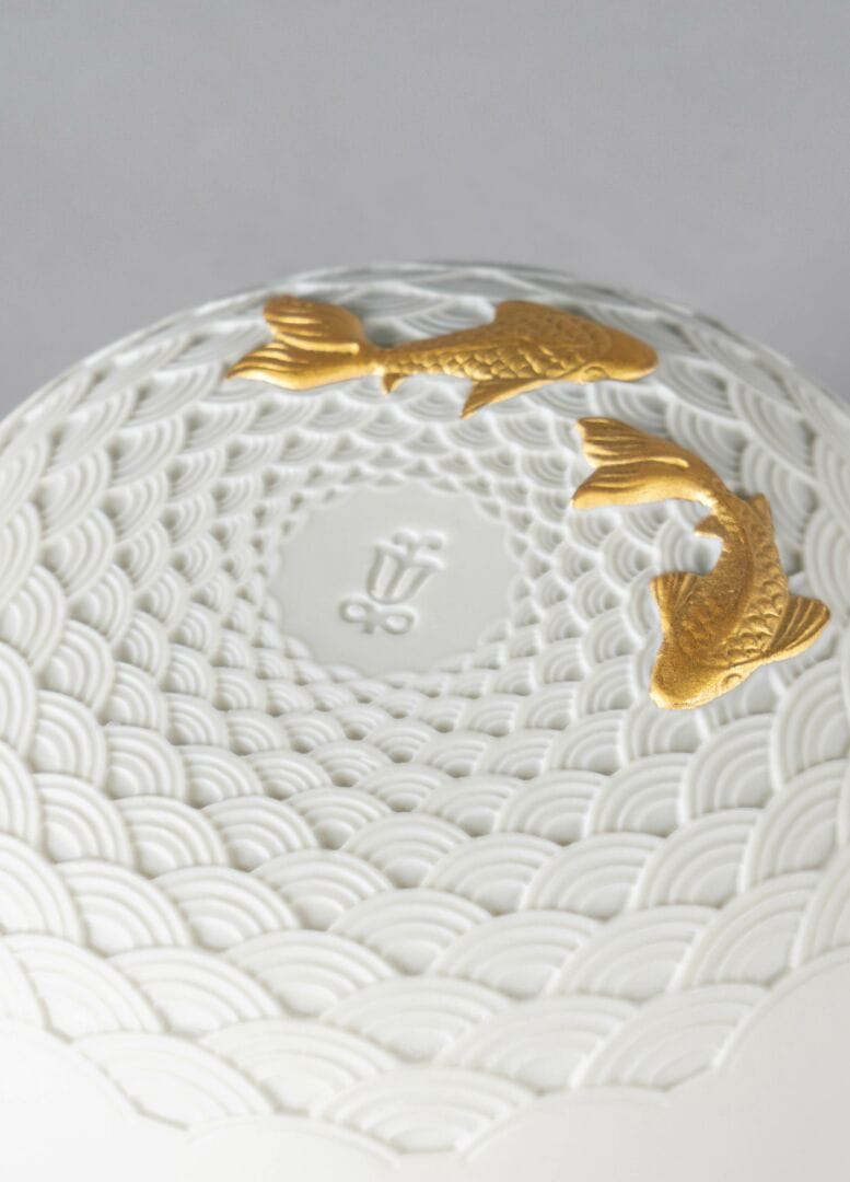 Фарфоровый контейнер Lladró Кои ARCH-00003700