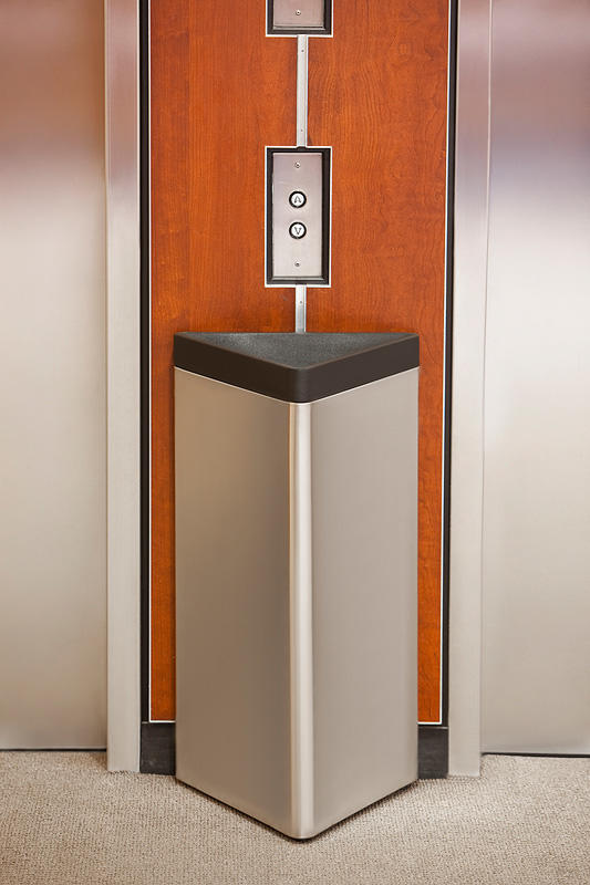 FSRT184 Триада мусор и контейнер для вторичной переработки  Forms-surfaces  - Вид №5