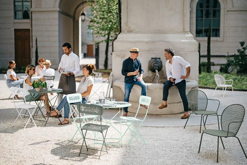 Fermob Штабелируемый садовый стул со встроенной подушкой Lorette 5721 - Вид №1