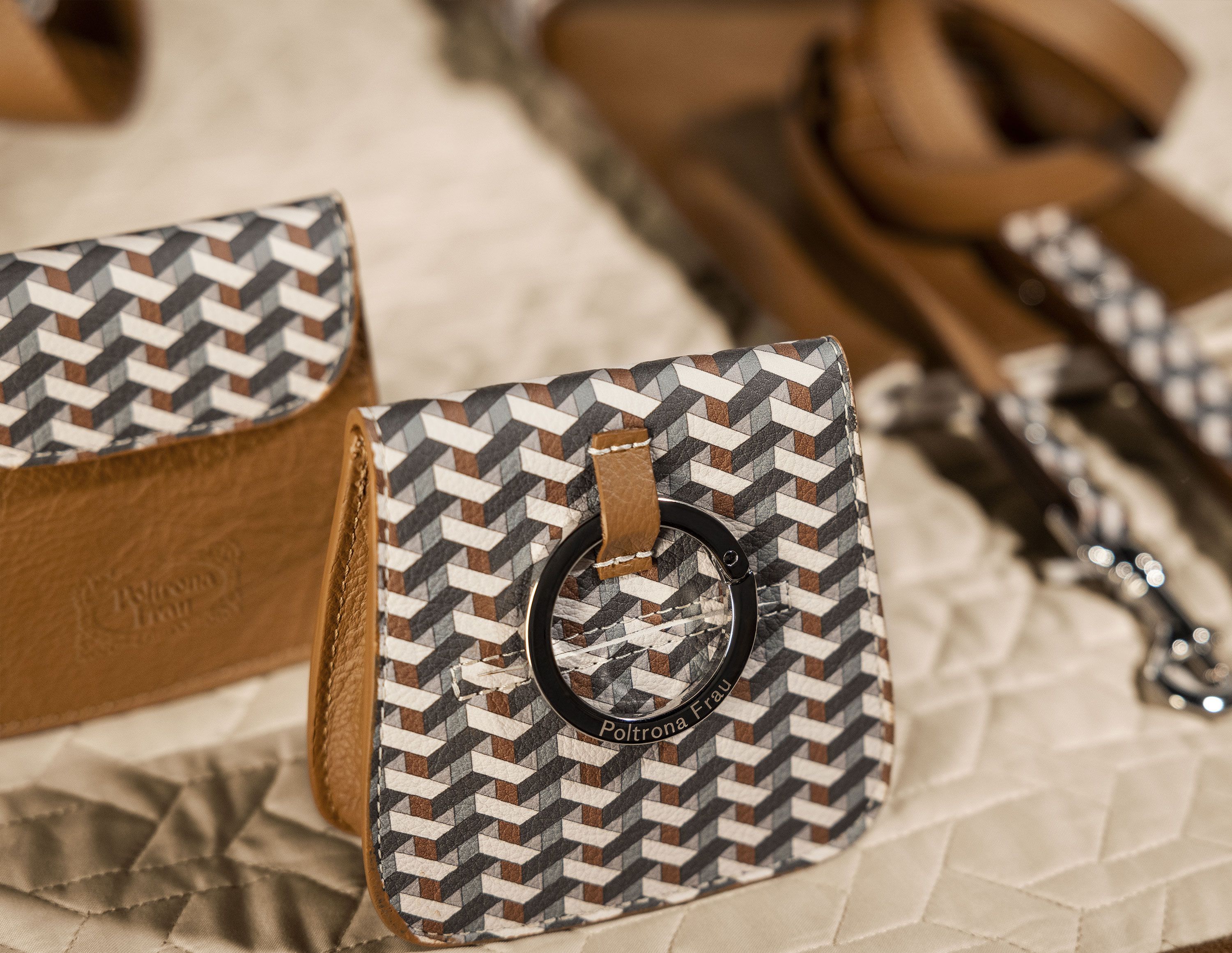 Сумка-клатч для собак Poltrona Frau PET COLLECTION ARCH-00030254 - Вид №4