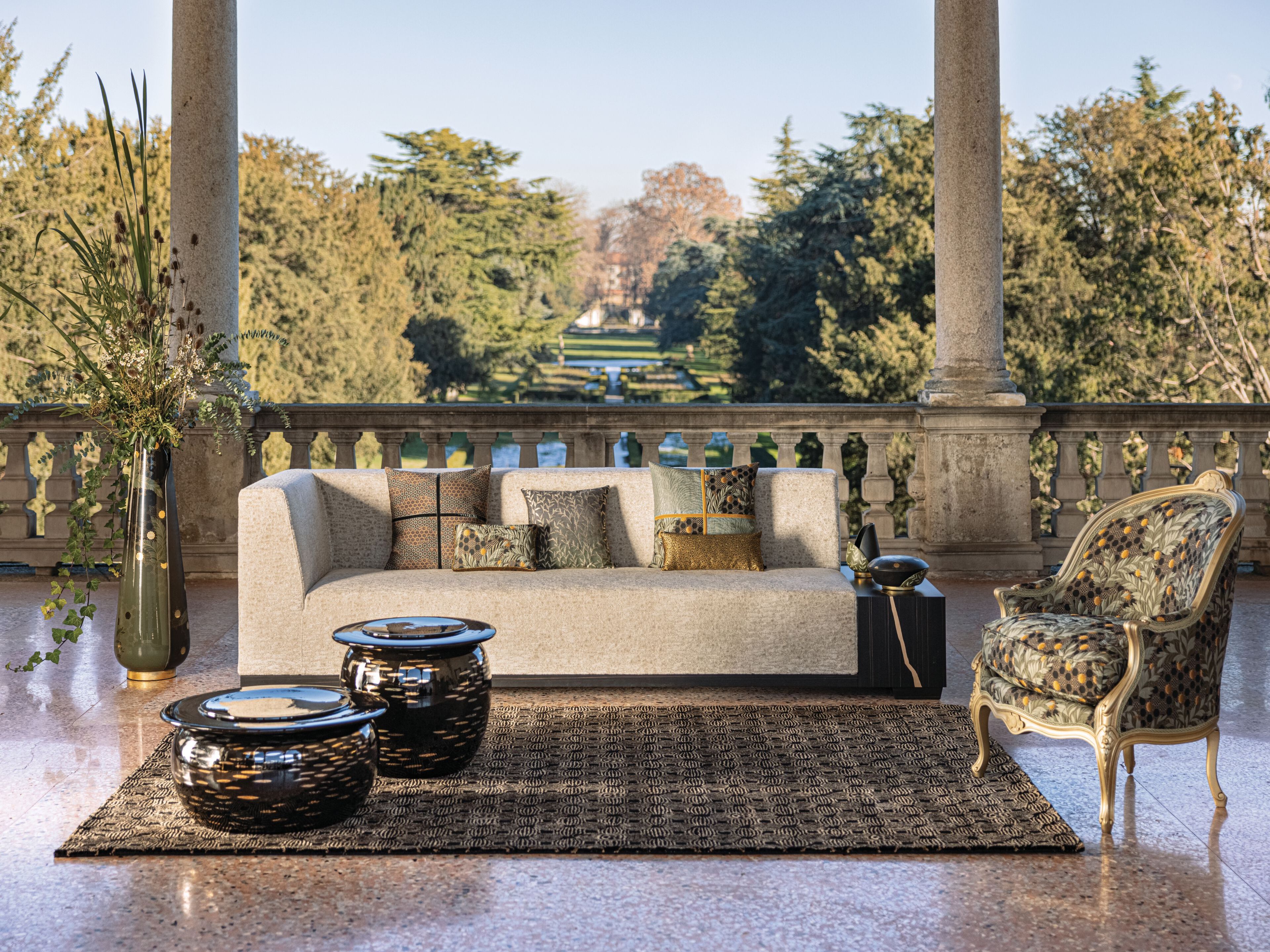 Квадратная подушка с рисунком K-3 Tora ARCH-00030582 - Вид №4