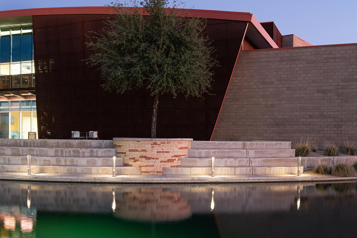 FSRT227 Столбик Aptos  Forms-surfaces  - Вид №6