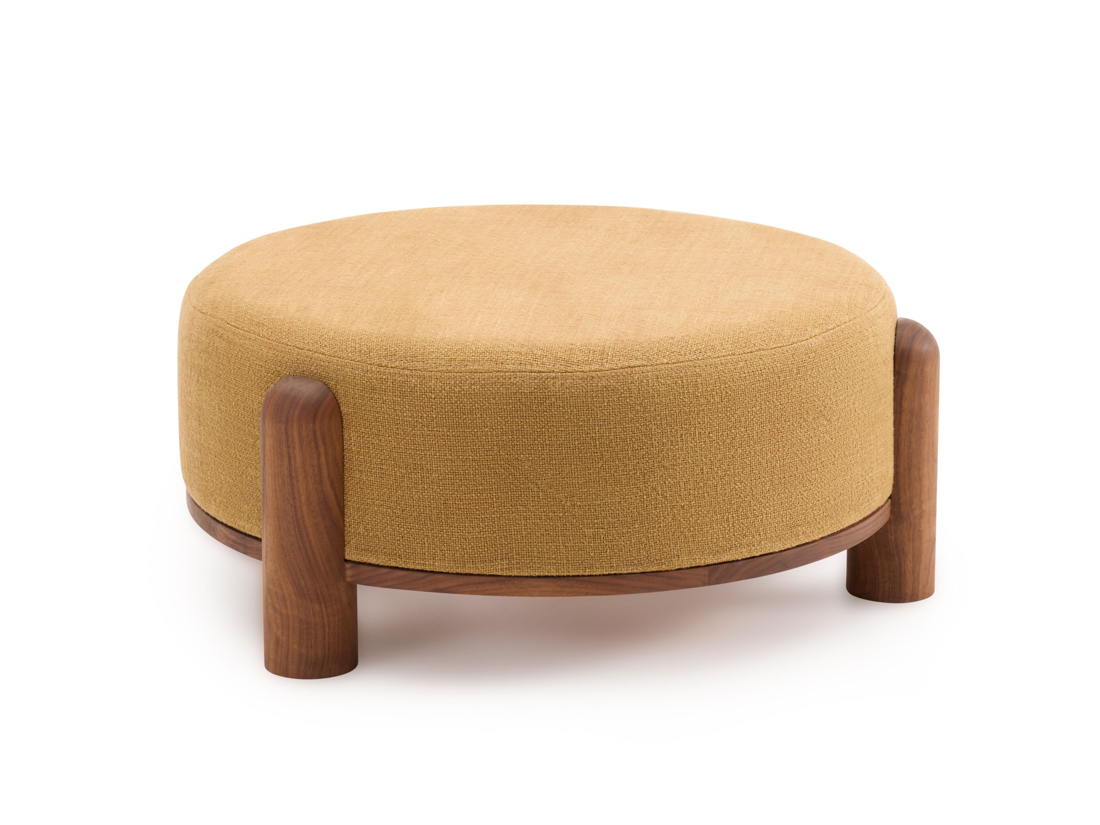 Круглый пуф из ореха и ткани Collett & Victor Otis ARCH-00124483