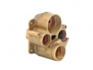 7400100-00 адаптер для замененных подключений при подводе холодной воды слева, горячей воды справа KLUDI FLEXX.BOXX