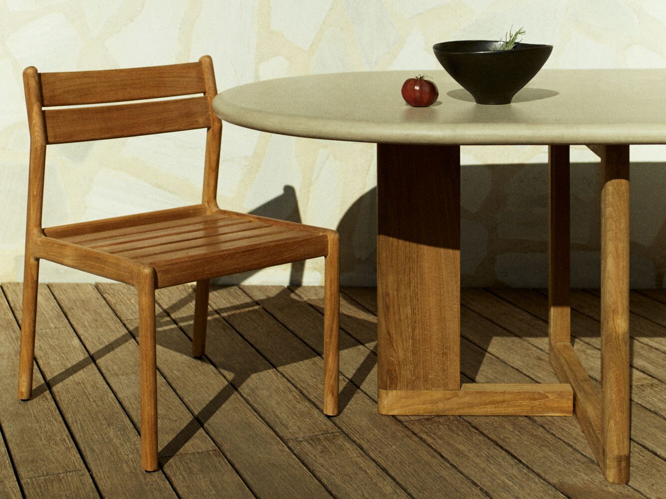 Садовый стол из бетона и тика Ethnicraft TRESTLE ARCH-00009994 - Вид №4