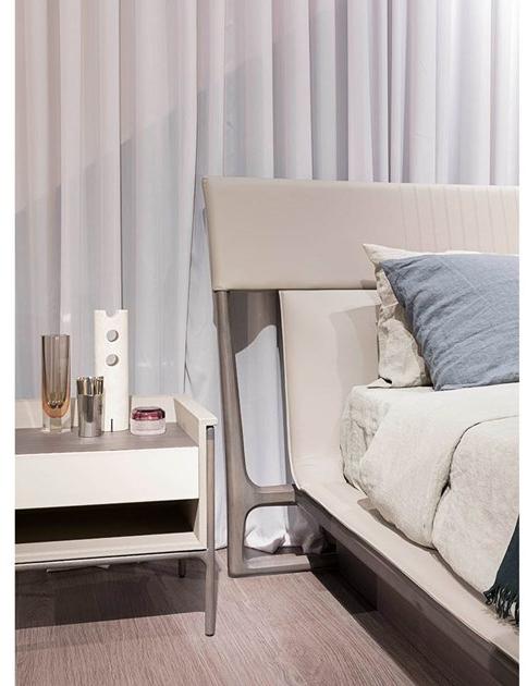 Turri Двуспальная кровать из дерева с обитым кожей изголовьем Vine sun-id-1457005 - Вид №3