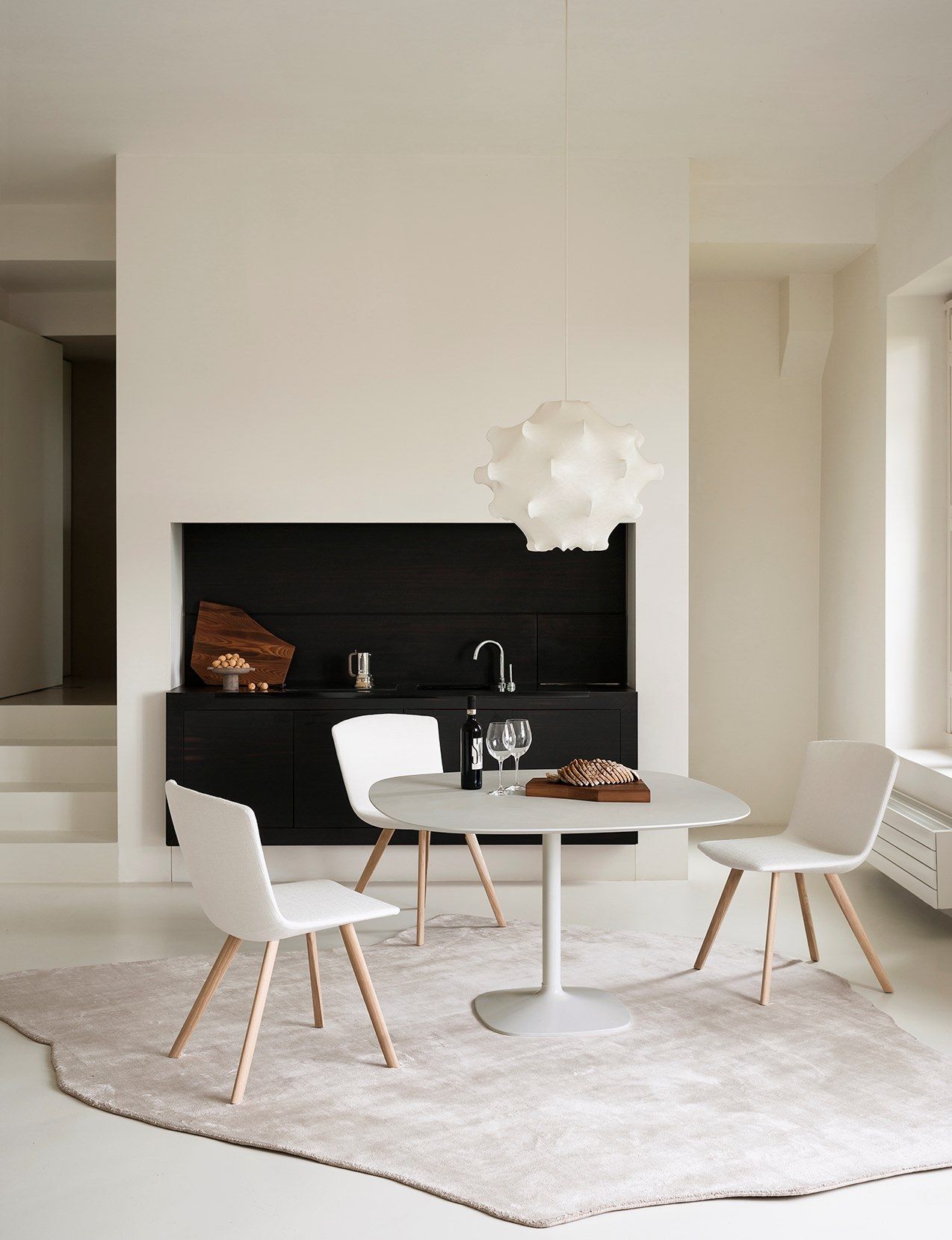 Тканевый мягкий стул с деревянными ножками Desalto Calum ARCH-00019973 - Вид №2