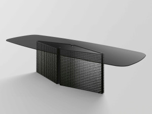 Прямоугольный стеклянный стол