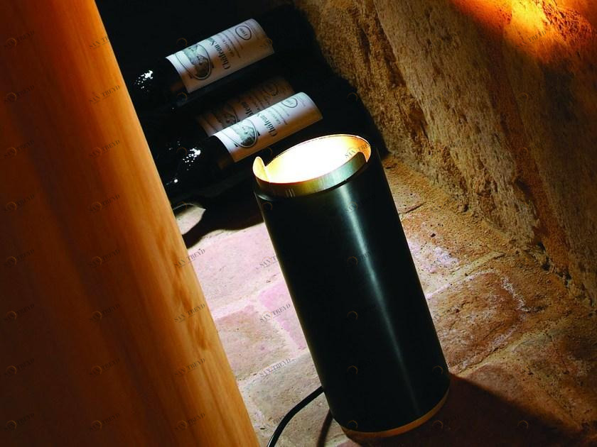 axis71 Настольная лампа / торшер  Ax012 