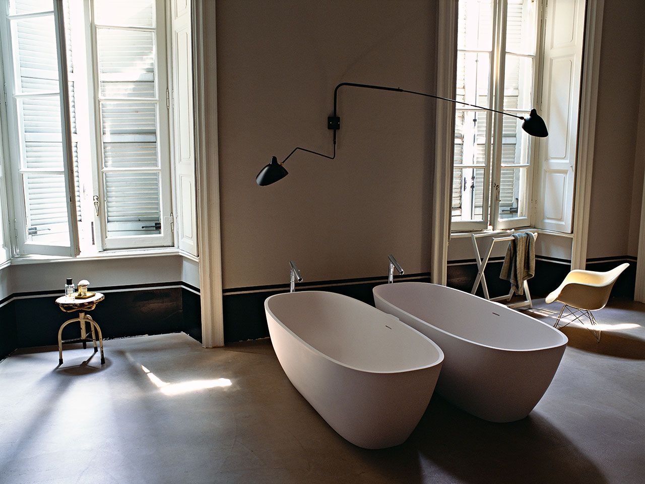 Овальная ванна в центре комнаты в Cristalplant® Agape Normal ARCH-00078332 - Вид №2