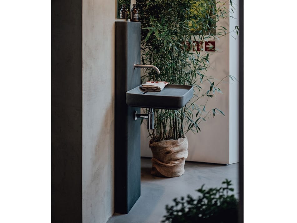 Прямоугольный умывальник из Цементаskin® на колонне Agape Петра ARCH-00031746 - Вид №1