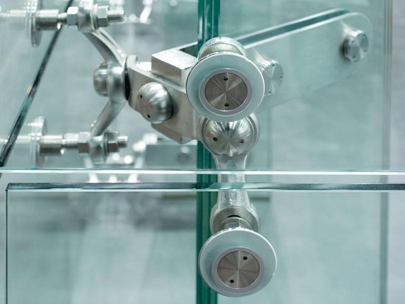 Nuova Oxidal Шарнирные винты для надколенника для точечных стеклянных фасадов Vetra sun-id-1448489 - Вид №1