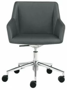 Sesta Кожаное кресло на колесиках Dama Da-142