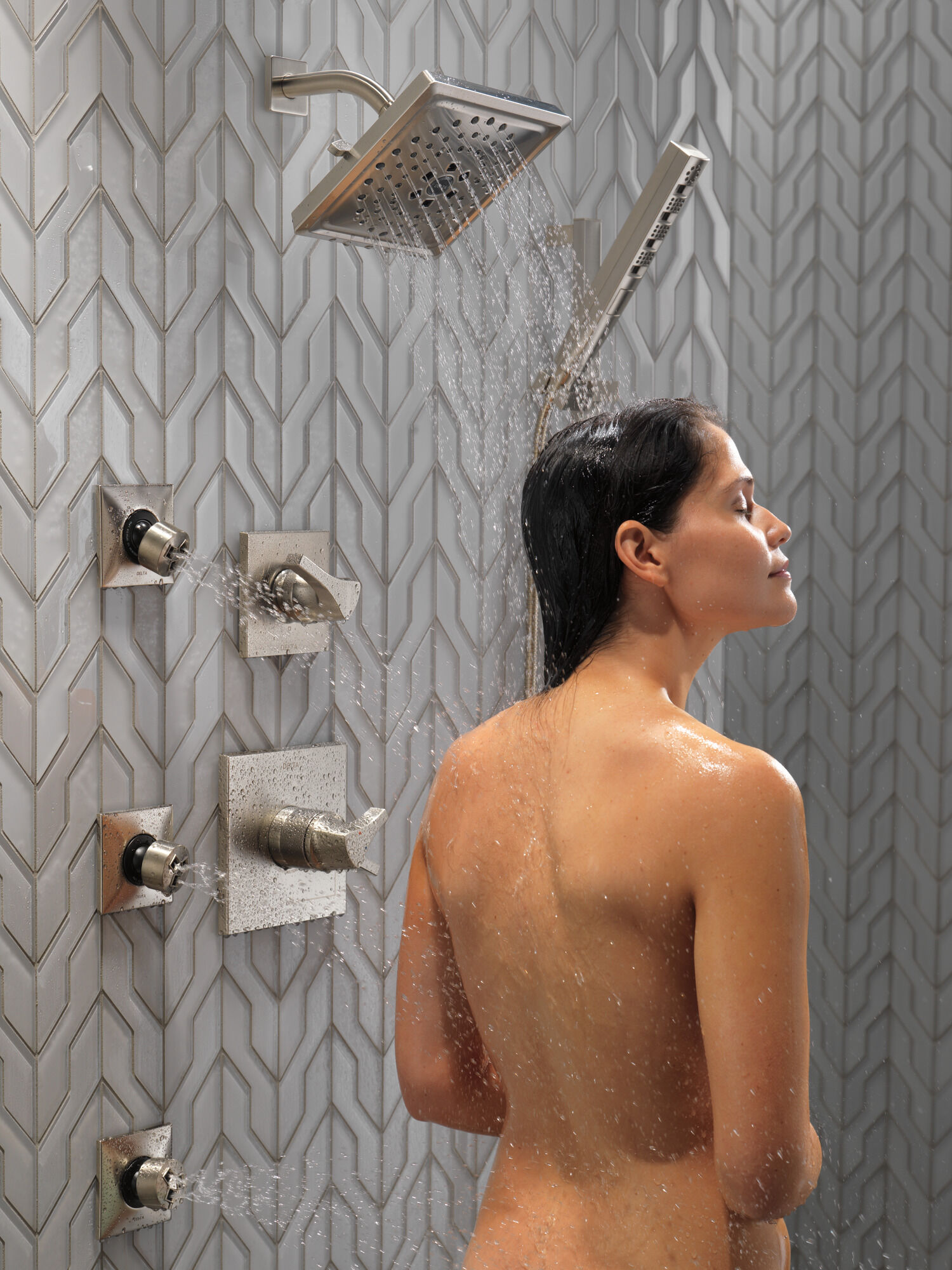 HydraChoice® Body Spray - H2Okinetic® Успокаивающая насадка-спрей Delta Faucet SH5003-SS - Вид №30