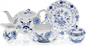 10669692 Meissen Сервиз чайный Meissen "Луковый декор" на 6 персон 21 предмет Фарфор