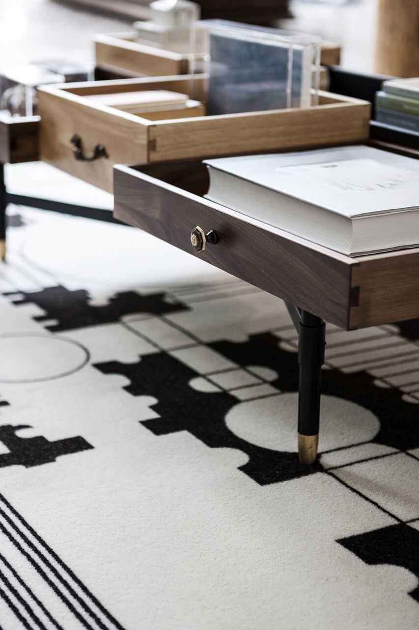 Низкий журнальный столик из массива дерева Mogg THE DREAMERS ARCH-00145668 - Вид №6