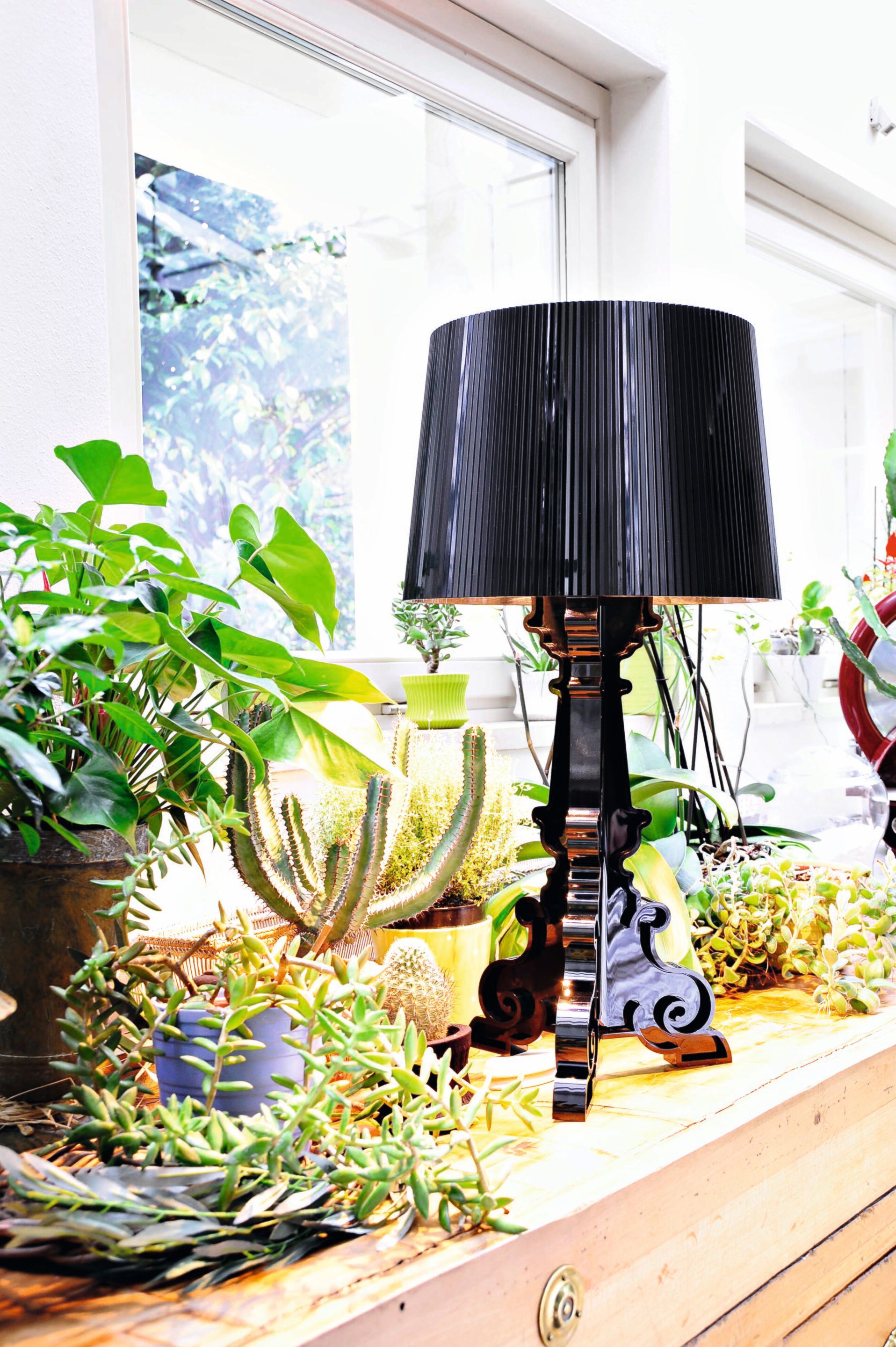 Поликарбонатная светодиодная настольная лампа с регулируемой яркостью Kartell BOURGIE ARCH-00127267 - Вид №10