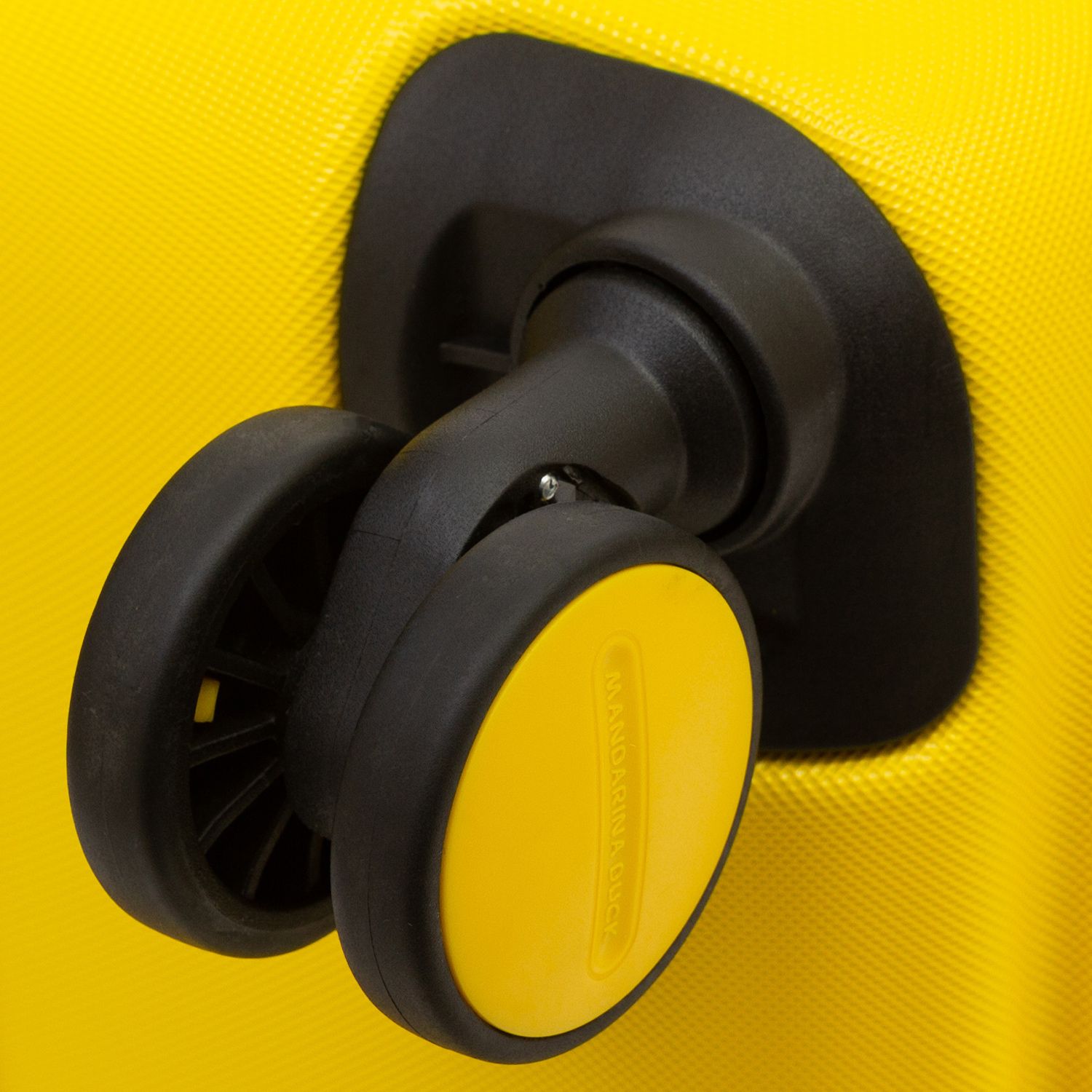 SZV32-05J Чемодан SZV32 Expandable Medium Trolley Mandarina Duck Logoduck+  - Вид №4