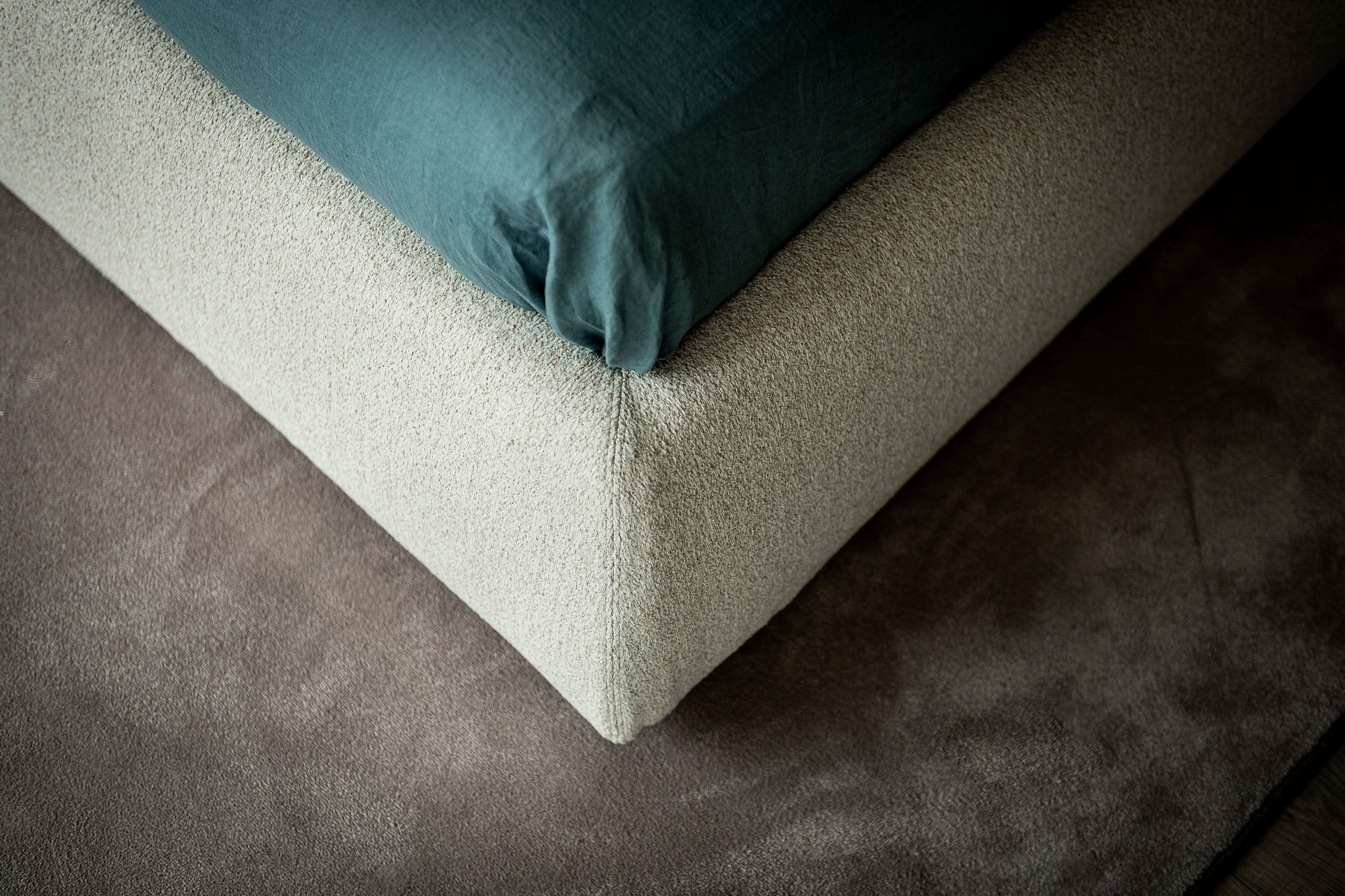 Двуспальная мягкая кровать из ткани Cattelan italia SIMON ARCH-00103324 - Вид №4