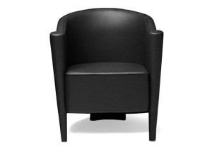 Кожаное кресло с подлокотниками