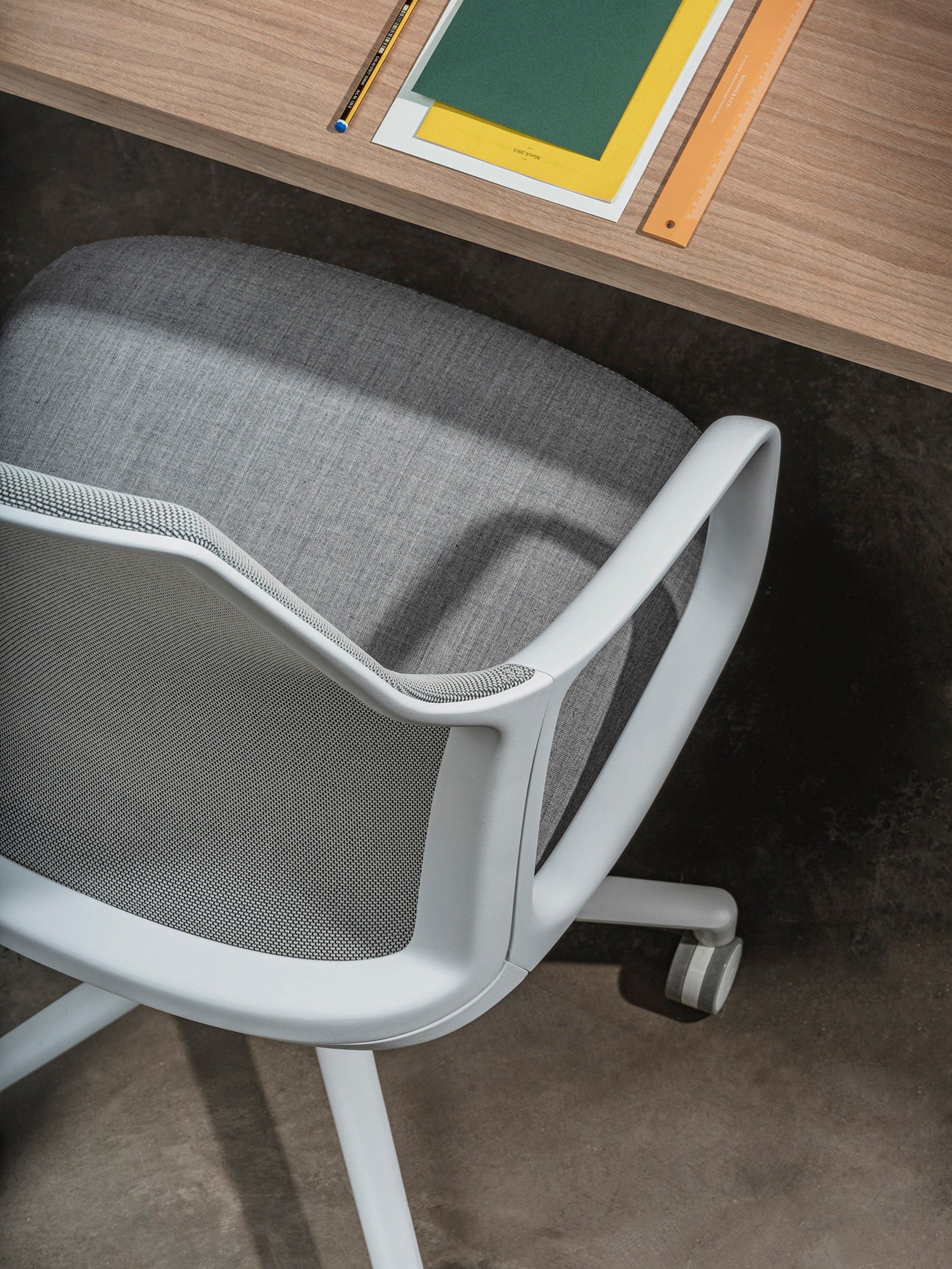 5 спиц ткань операционный офис стул с подголовником Andreu World Calma ARCH-00119212 - Вид №2