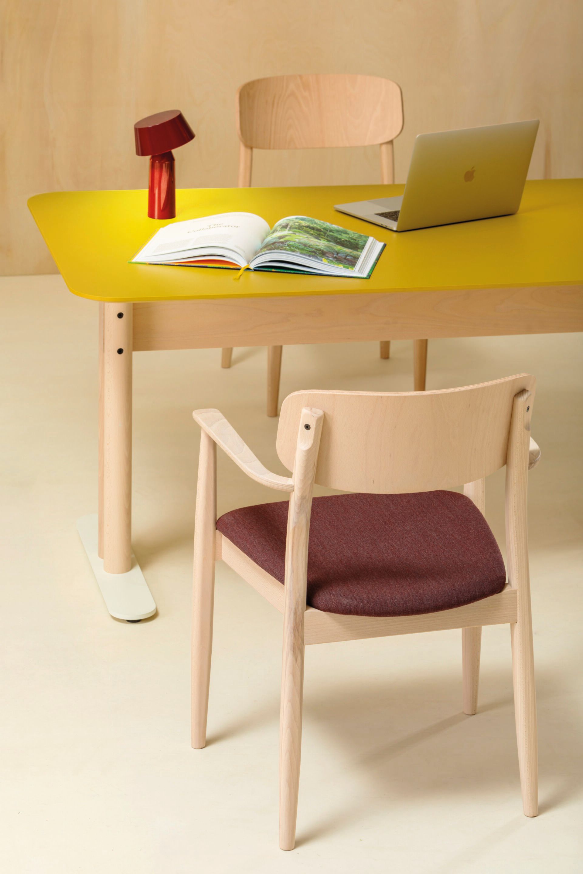 Прямоугольный стол из ясеня Vergés Muga ARCH-00147924 - Вид №2