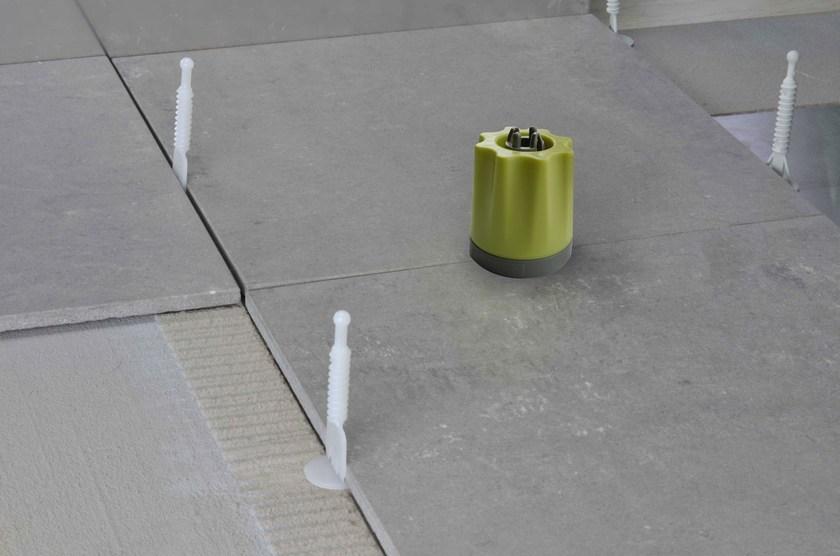 PROFILITEC Распорка пола Leveltec Lev - Вид №1