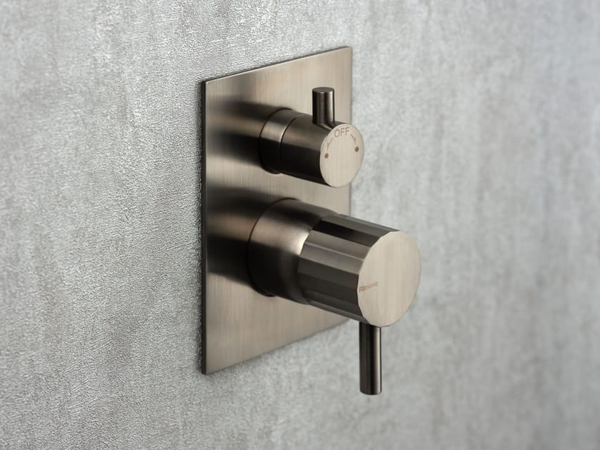 Однорычажный смеситель для душа с переключателем Ritmonio диаметр 35 отпечатков пальцев ARCH-00016098