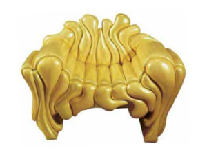 Кожаное кресло с подлокотниками