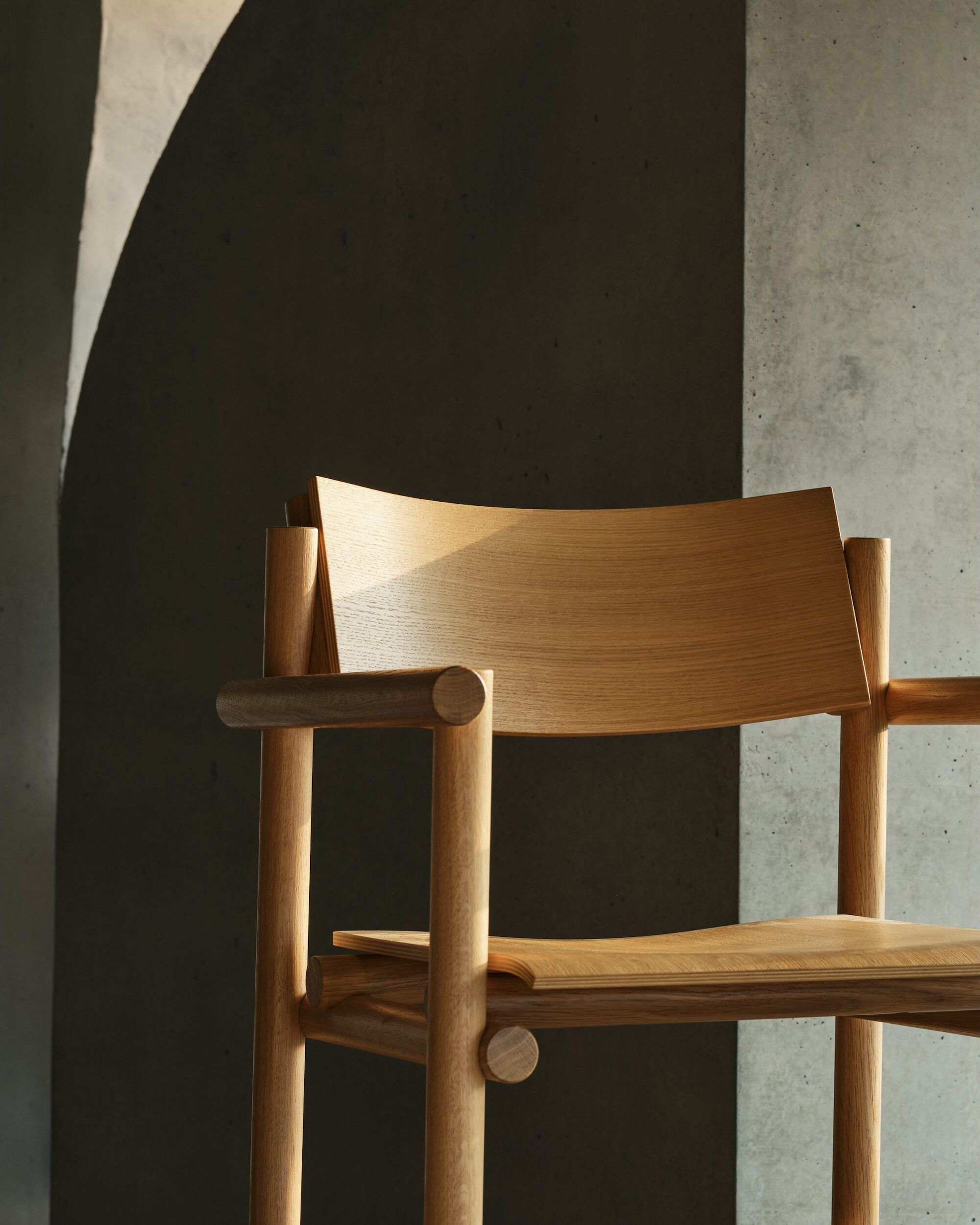 Деревянный стул с подлокотниками Knoll Muecke Wood ARCH-00127627 - Вид №14