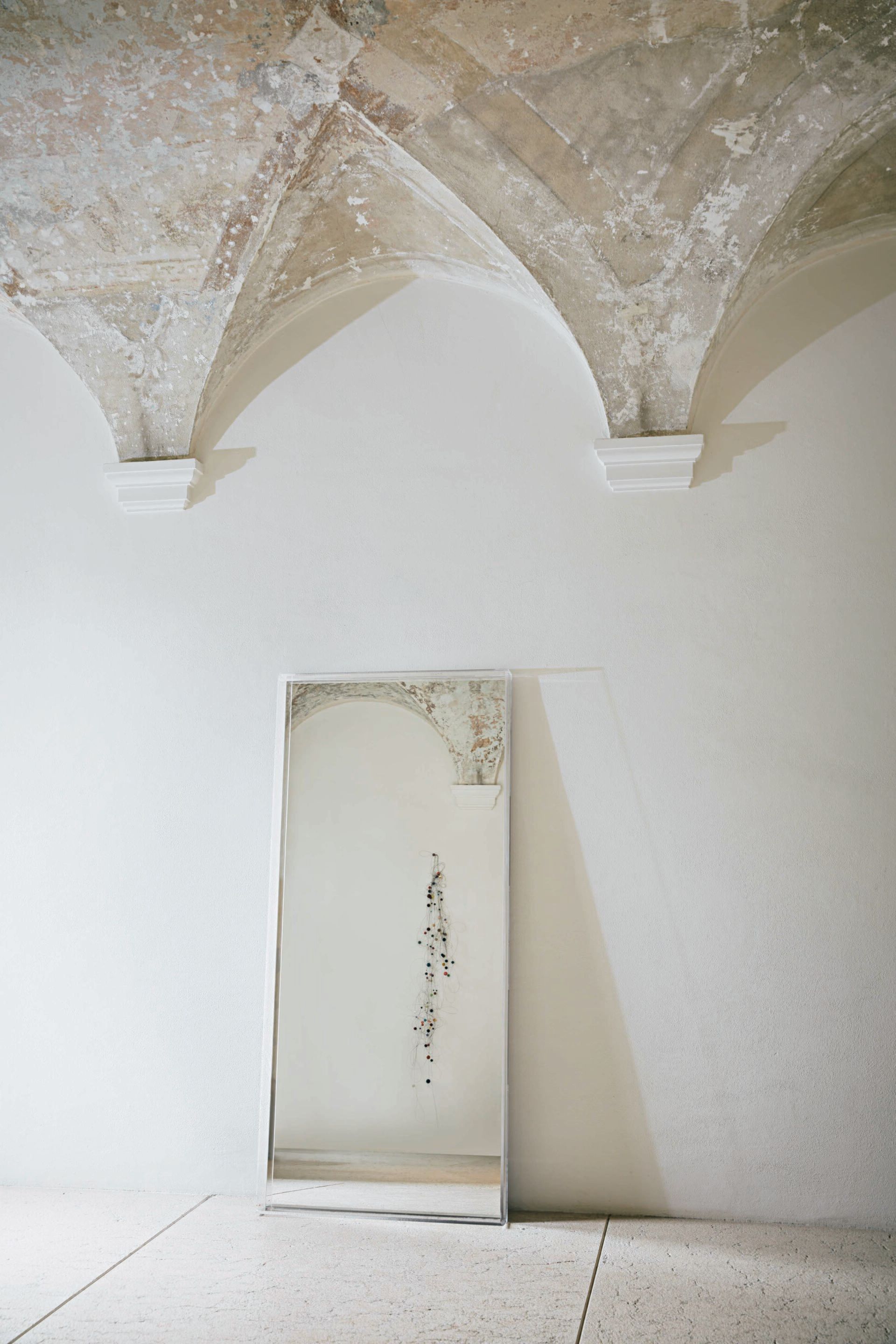 Настенное зеркало PMMA с рамкой Kartell ONLY ME ARCH-00108243 - Вид №3