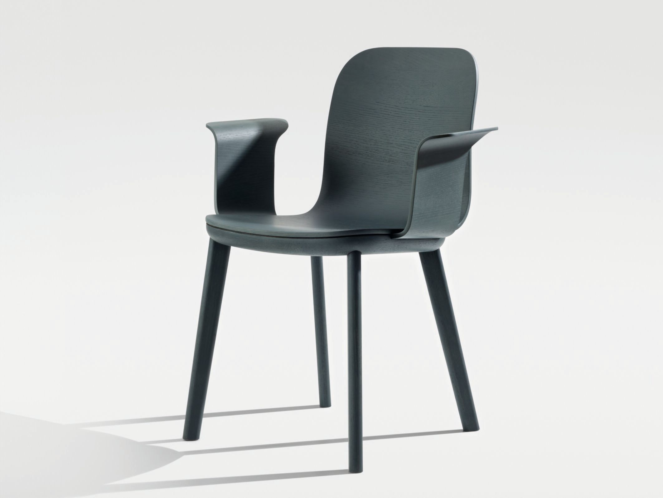 Мягкий стул с подлокотниками ZEITRAUM Aeon ARCH-00025838