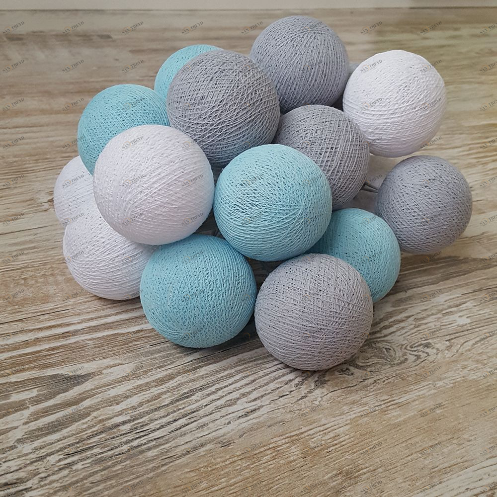 Гирлянда из хлопковых шариков от сети на 20 лампочек серо-голубая Lares&Penates 1860G