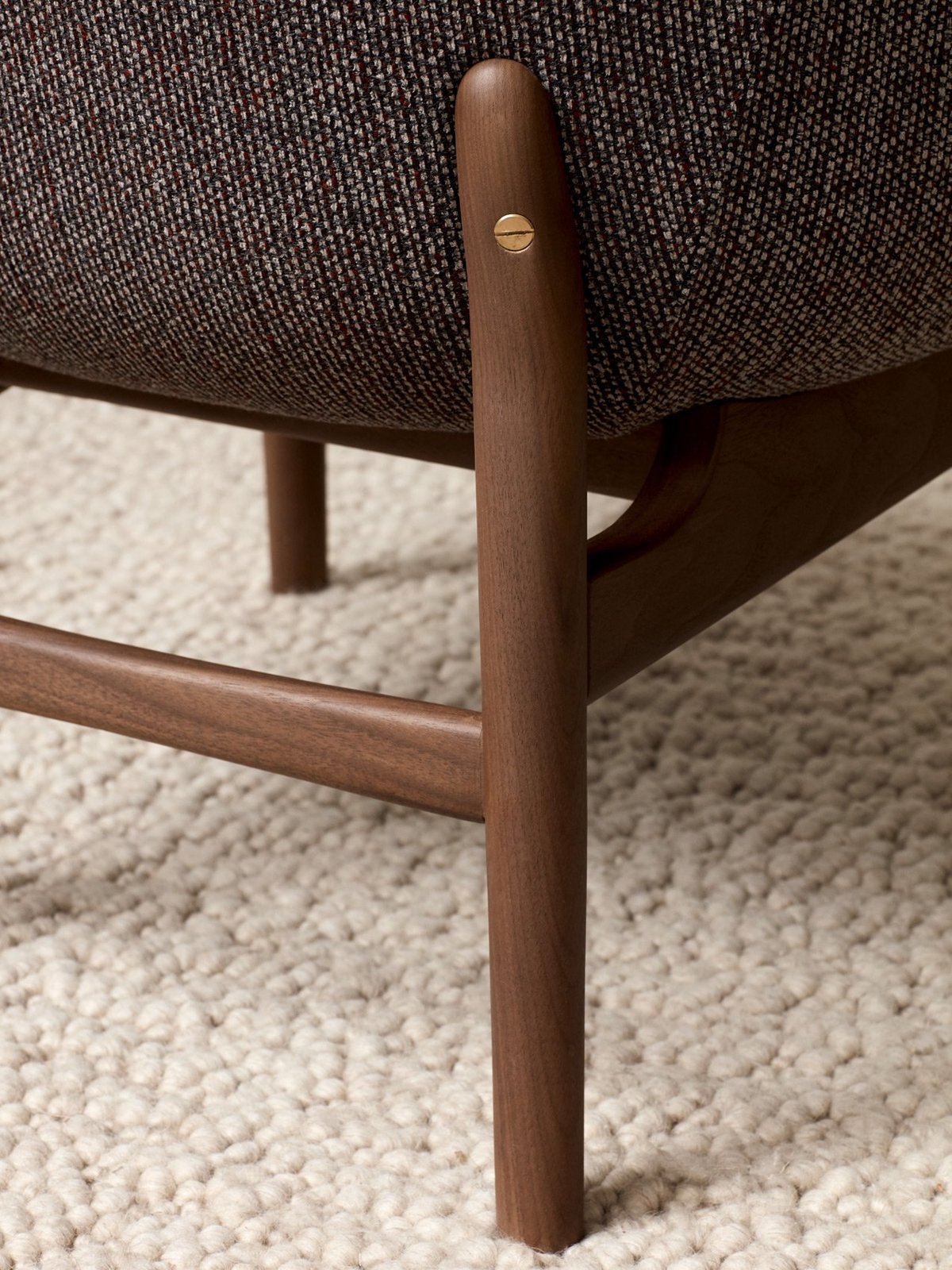 9255202-014K08ZZ MENU Кресло для отдыха Harbour Грецкий орех | Саванна - 672 / Тень - 20296  - Вид №7