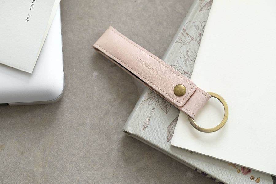 Kfla121 Брелок с usb wloop бежевый KREAFUNK  - Вид №3