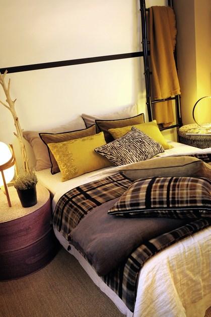 Élitis Прямоугольная подушка со съемным чехлом из хлопка с ручной вышивкой sun-id-1421852 - Вид №5