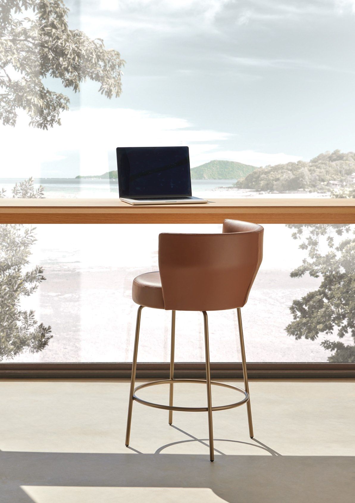 Высокий кожаный стул с подставкой для ног Punt Sena ARCH-00069404 - Вид №5